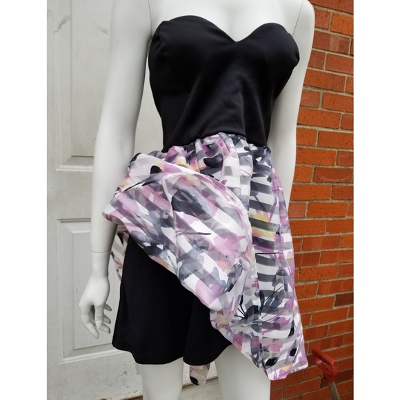 Strapless High Low Skater Dress - Picture 5 of 8